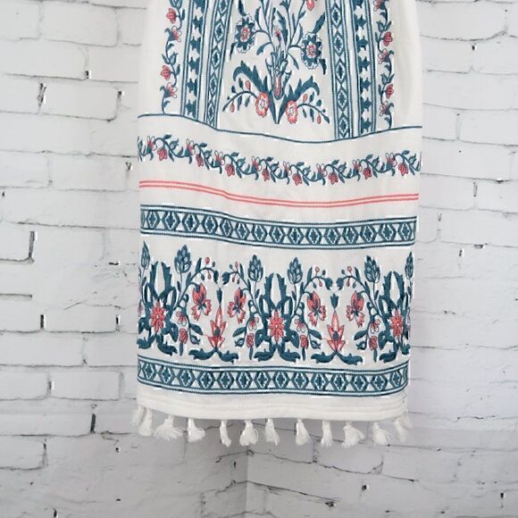 SKIES ARE BLUE IVORY TEAL & PINK NUTRIA EBROIDERED TOP SIZE SMALL NWT - Picture 8 of 13